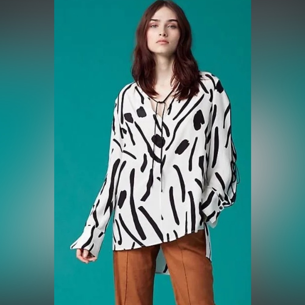 DIANE VON FURSTENBERG SILK TOP